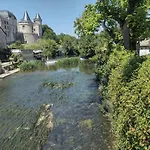 Private-tranquil-peaceful-garden-bbq 펜션 Genouille (Vienne)