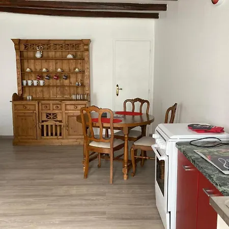 La Maison Des Roses 1-bed House In Genouille Holiday home