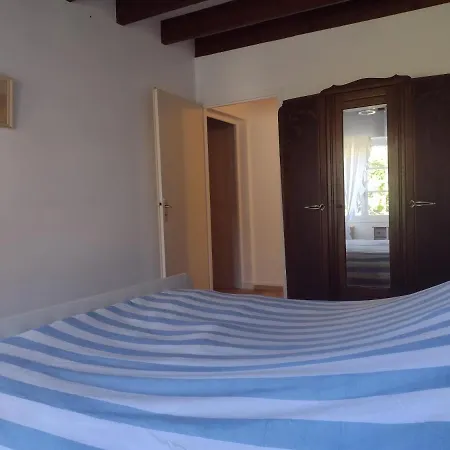 펜션 Private-Tranquil-Peaceful-Garden-Bbq *