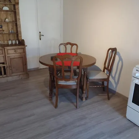 Private-Tranquil-Peaceful-Garden-Bbq 펜션 Genouille (Vienne)