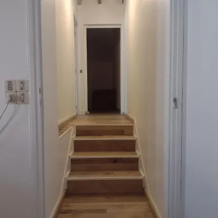 Private-Tranquil-Peaceful-Garden-Bbq