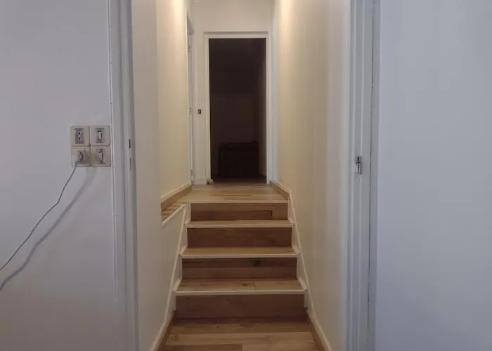 Private-tranquil-peaceful-garden-bbq