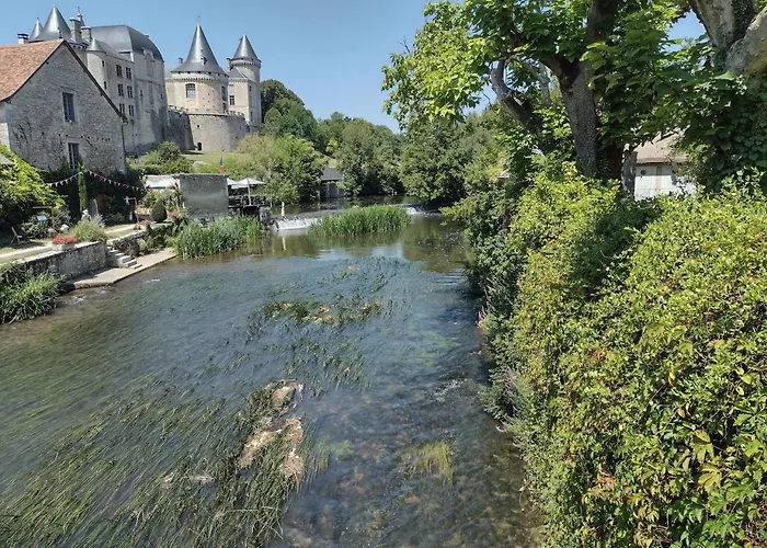 Private-tranquil-peaceful-garden-bbq Сasa de vacaciones Genouille (Vienne)